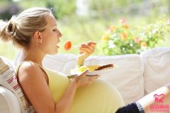 得了多囊卵巢综合征，该如何进行卵巢保养？