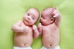 试管婴儿双胞胎需要注意什么？