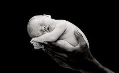 试管婴儿移植胚胎不着床原因之一是子宫问题