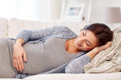 试管婴儿怀孕早期经常会肚子疼？
